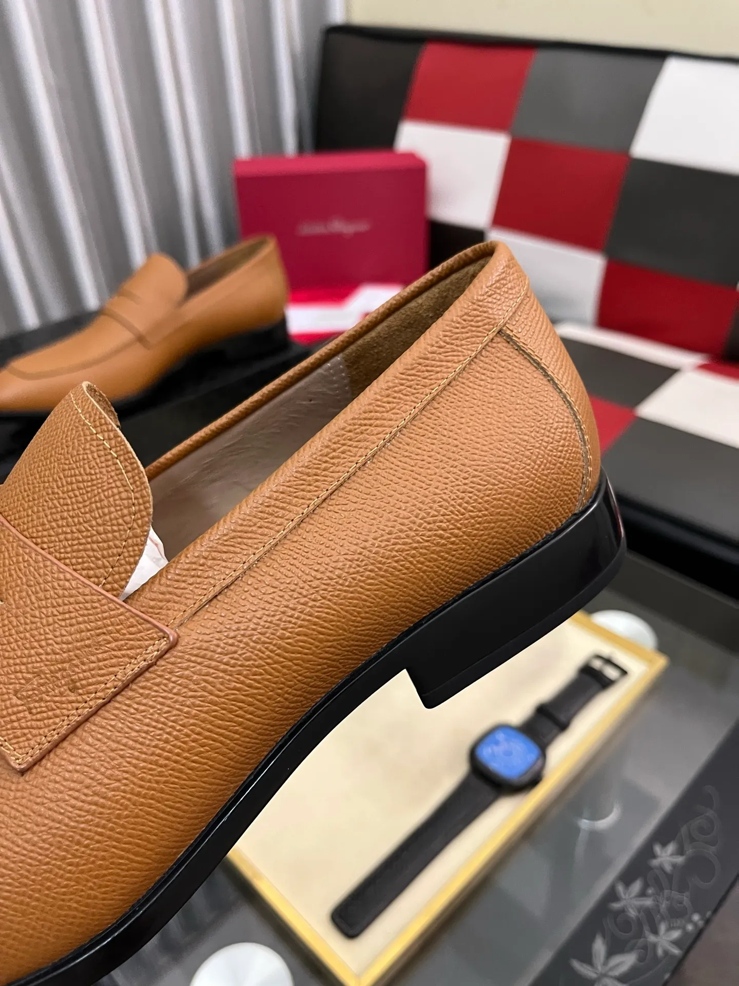 Men's shoes 💰600⌚️⌚️[Salvatore Ferragamo] Ferragamo business leather shoes, 1:1 top purchasing quality, imported selected original calfskin for the uppers, imported original soft water-dyed cowhide for the inner feet, imported original customized Italian handmade lightweight foam outsole, size: 39-44 5️⃣ options available